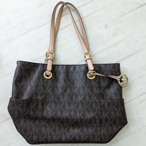 Michael Kors Jet Set Signature Logo Tote Handbag - Brown